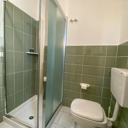 Comodo A 50 Mt Dalla Di Pescoluse *