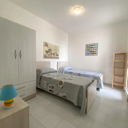 アパート Comodo A 50 Mt Dalla Di Pescoluse *