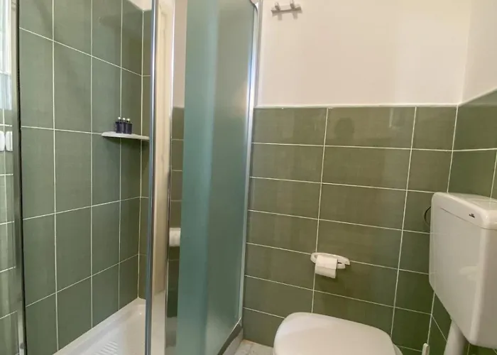 Comodo A 50 Mt Dalla Di Pescoluse *